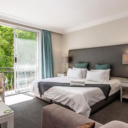 Trendy Apartment In Thibault Square City Centre ケープタウン エクステリア 写真