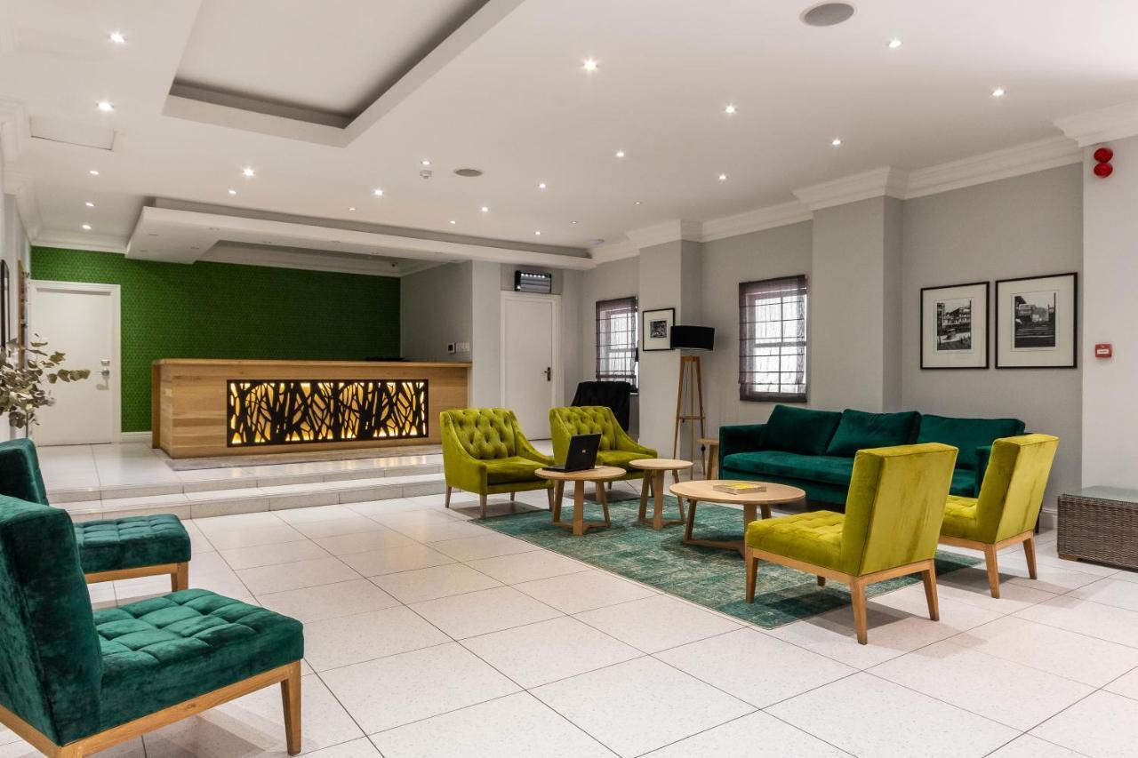 Trendy Apartment In Thibault Square City Centre ケープタウン エクステリア 写真